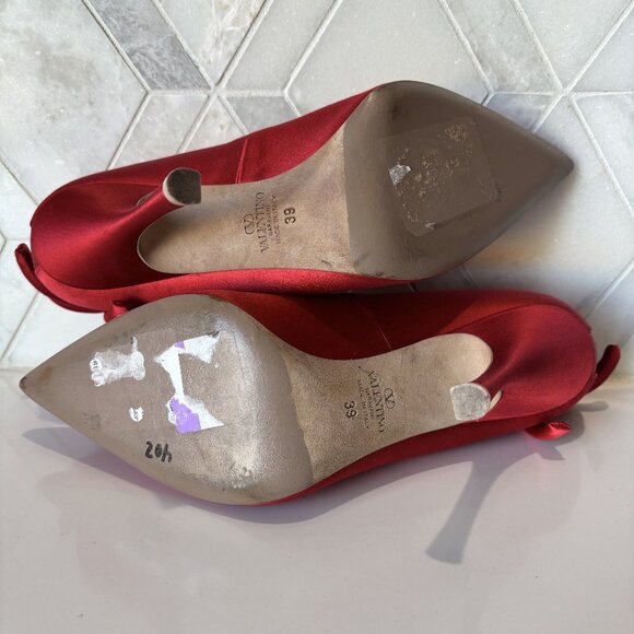 Valentino Garavani 39 9 Red Satin Heel Bow Open Heel Pointed Toe Pump Nite-Out - Picture 10 of 11